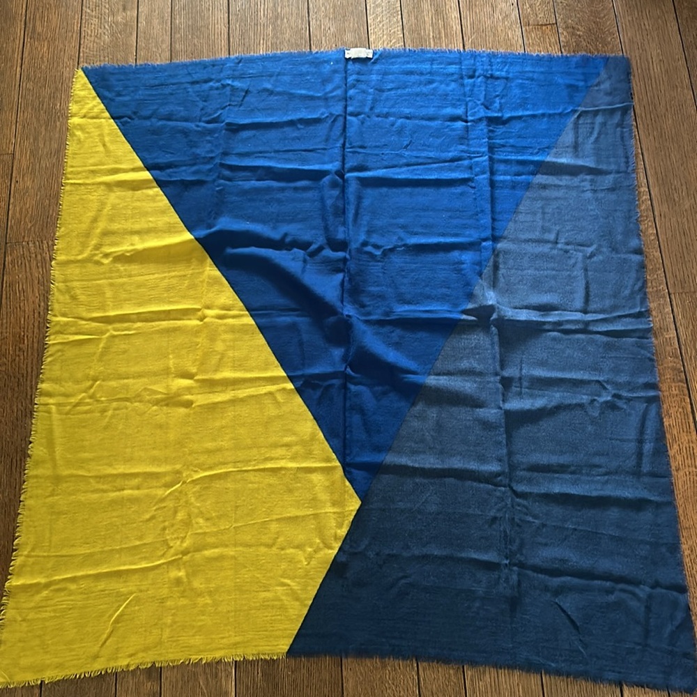 large moismont scarf
